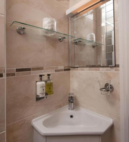 اتاق استاندارد با چشمانداز دریا, The Collingdale Guest House