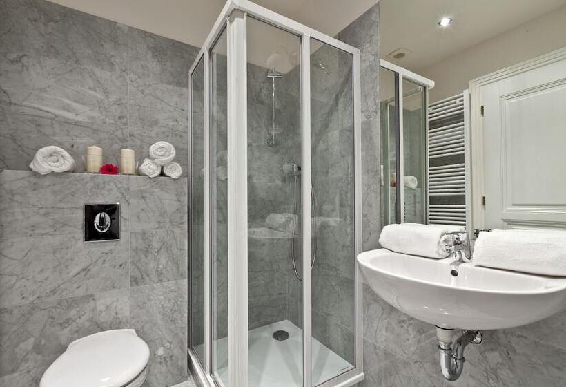 Escritório Superior, Royal Prague City Apartments