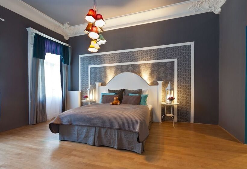 Escritório Superior, Royal Prague City Apartments