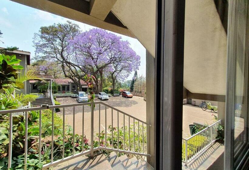 Lakosztály, Serendib Suites And Conference Center