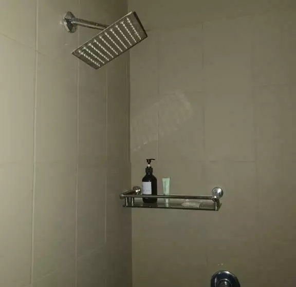 اتاق سوپریور, Serendib Suites And Conference Center