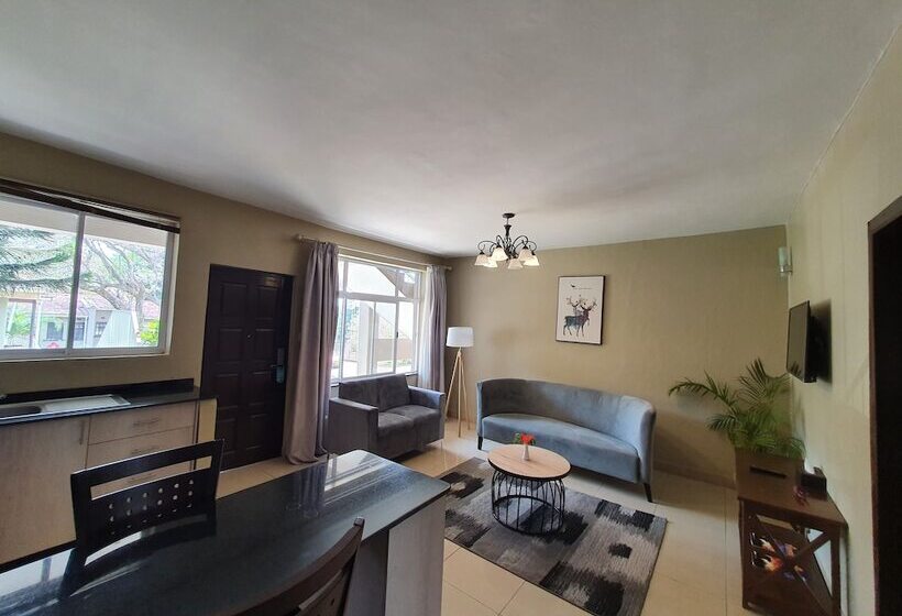 Lakosztály, Serendib Suites And Conference Center