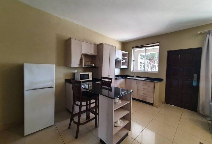 Lakosztály, Serendib Suites And Conference Center