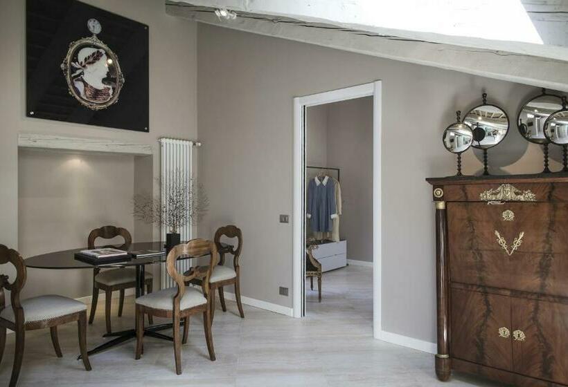 1 Schlafzimmer Apartment, Seven Historical Suites