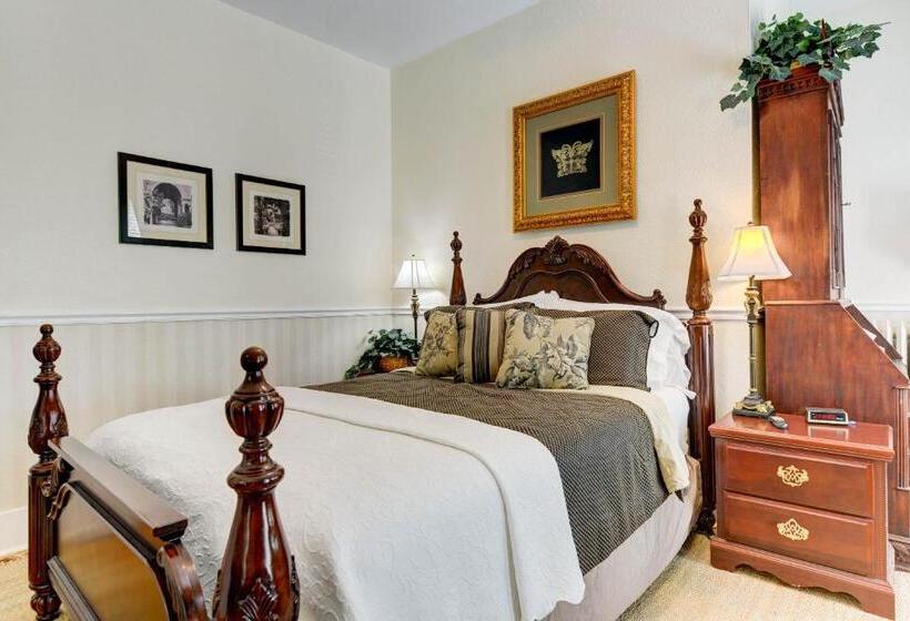 스위트 킹사이즈 침대, The St. Mary S Inn, Bed And Breakfast