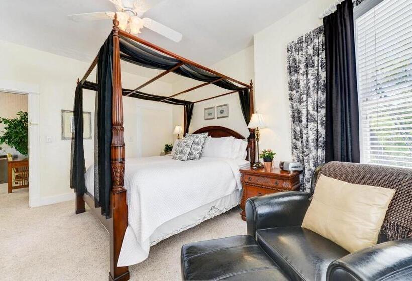 스위트 킹사이즈 침대, The St. Mary S Inn, Bed And Breakfast