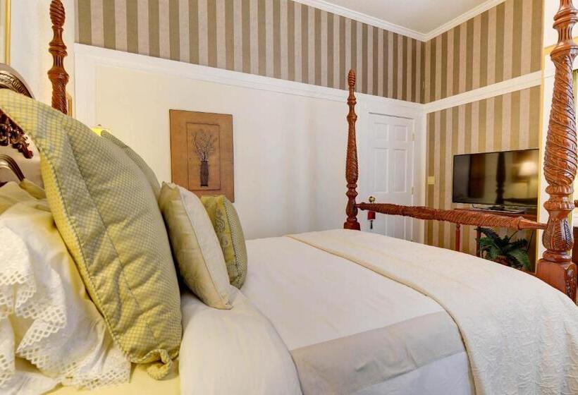 스탠다드 자쿠지 룸, The St. Mary S Inn, Bed And Breakfast