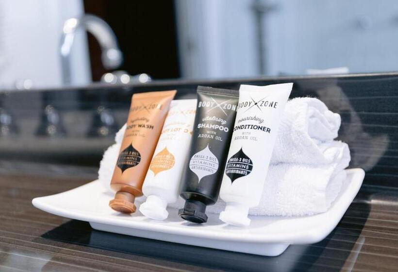 سوییت اجرایی, Wagga Rsl Club Motel