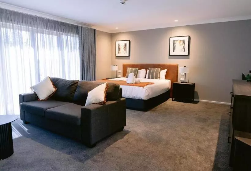 デラックススイート, Wagga Rsl Club Motel