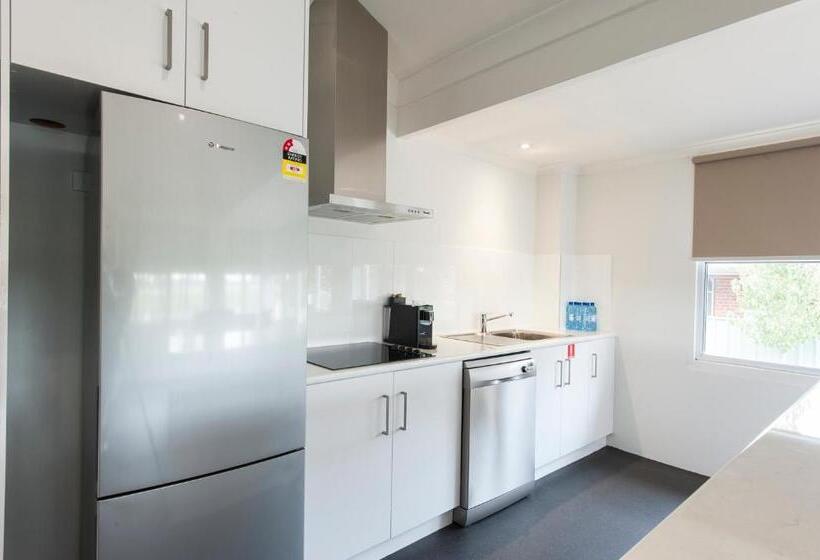 آپارتمان 2 خوابه, Wagga Rsl Club Motel