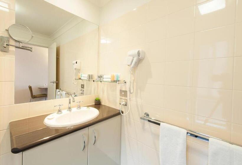 سوئیت با تخت بزرگ, Wagga Rsl Club Motel