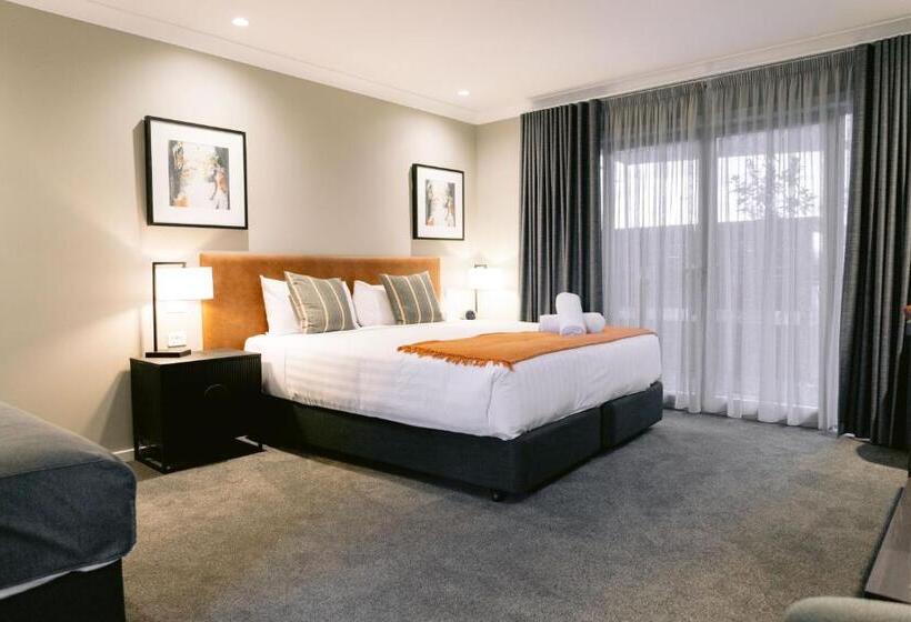 سوئیت با تخت بزرگ, Wagga Rsl Club Motel