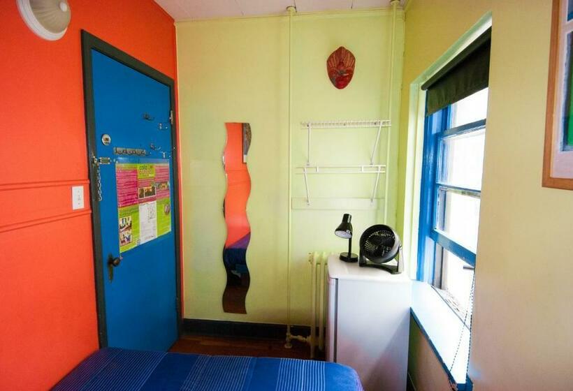 バス共有のスタンダードルーム, Ocean Island Inn | Backpackers | Suites