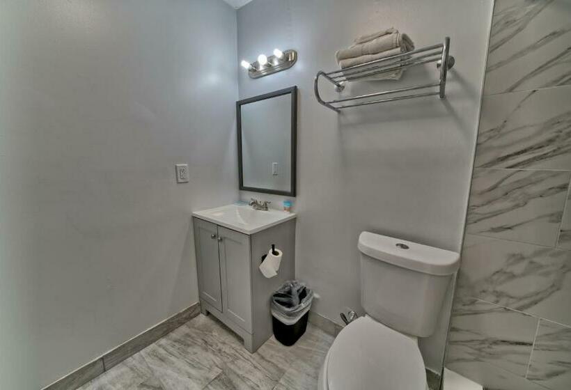 חדר סטנדרט עם מיטת קינג, Aqua View Motel