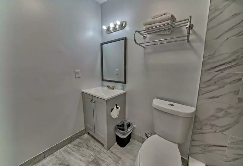 اتاق استاندارد با تخت بزرگ, Aqua View Motel