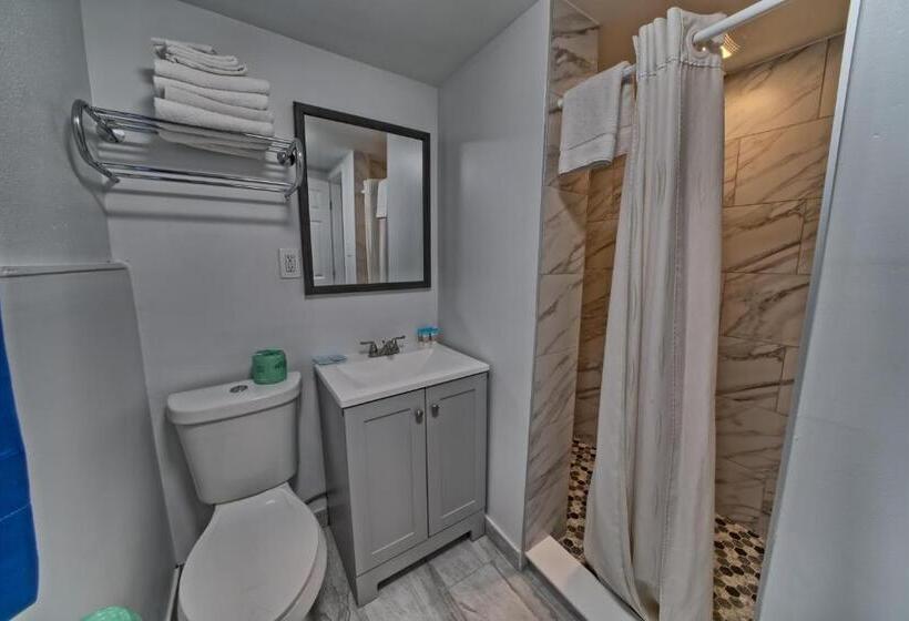 Апартаменты 1 Спальня, Aqua View Motel