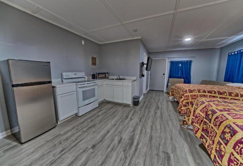 סטודיו משפחתי, Aqua View Motel