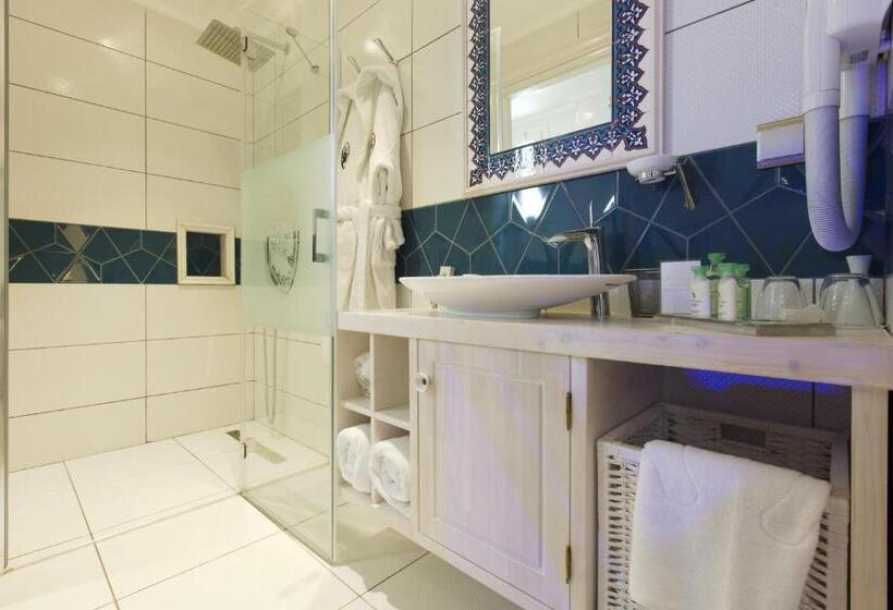 Номер Deluxe Кровать Кинг, Cella Boutique Hotel & Spa