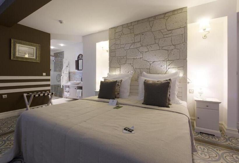 带大床的豪华间, Cella Boutique Hotel & Spa