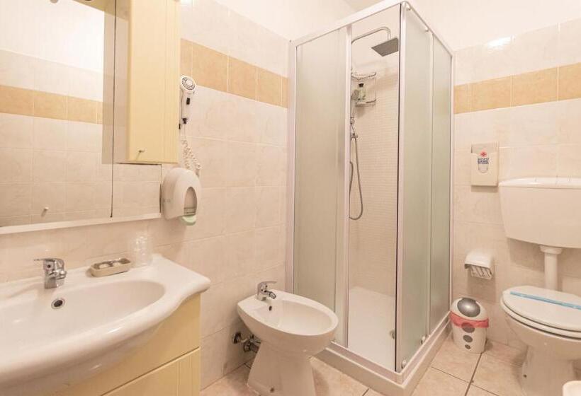 Четырехместный Номер Стандарт, Spiagge Iblee