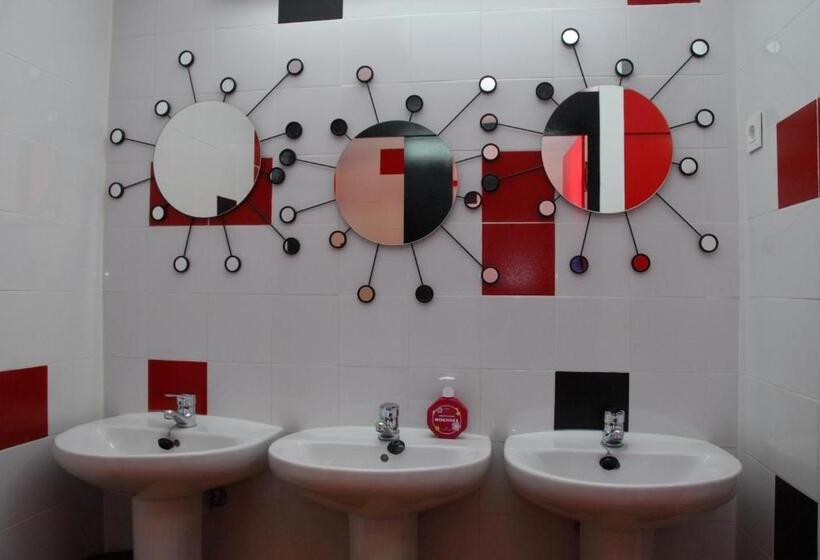 חדר משפחתי חדר אמבטיה משותף, Bilbao Akelarre Hostel