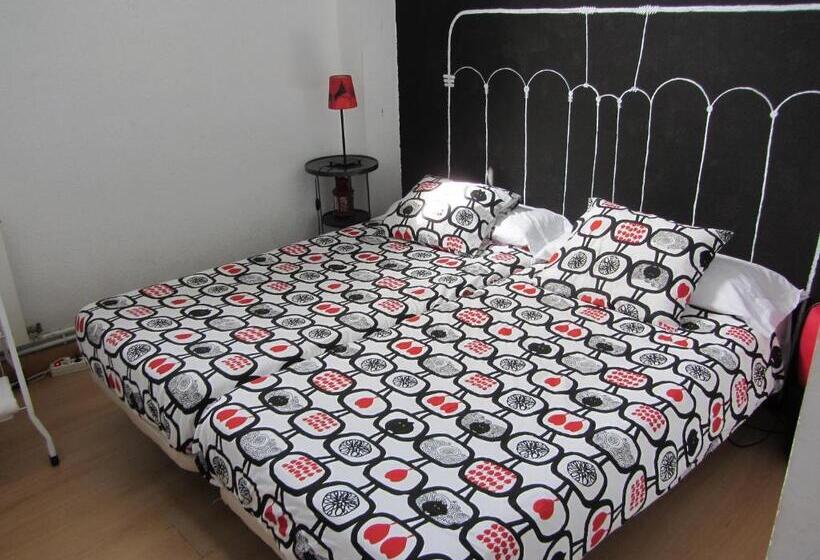 חדר סטנדרט חדר אמבטיה משותף, Bilbao Akelarre Hostel