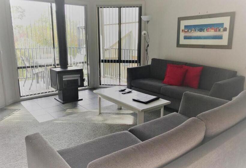 בית, 2 חדרי שינה, Edgewater Terraces At Metung