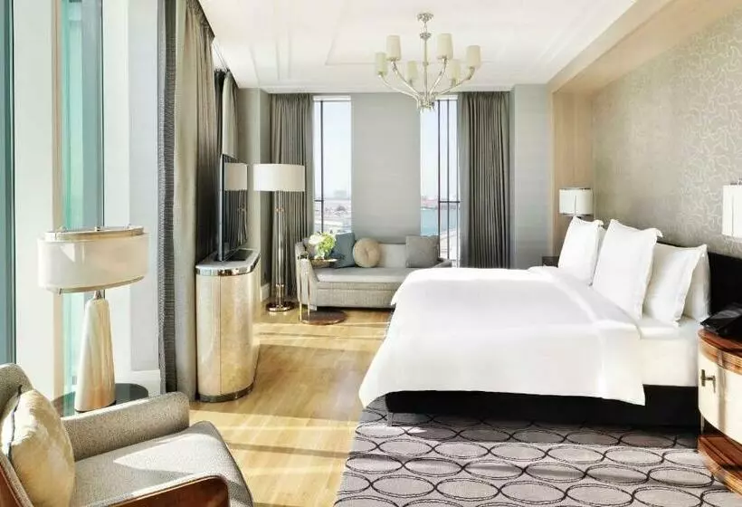 キングサイズベッドのエクゼクティブ, Four Seasons Hotel Abu Dhabi At Al Maryah Island