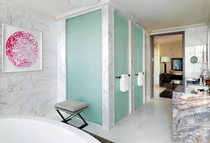 キングサイズベッドのエクゼクティブ, Four Seasons Hotel Abu Dhabi At Al Maryah Island