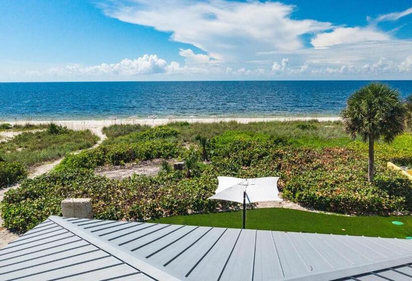 Standard Studio King Bed, Casey Key Resorts  Beachfront