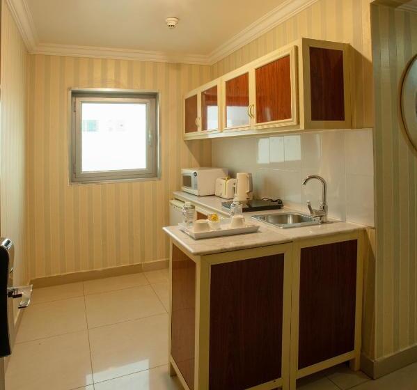 سوئیت خانواده 2 خوابه, City Tower