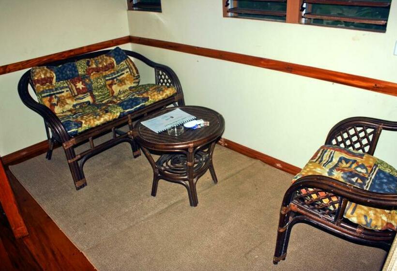 Студия Стандарт, Rainforest Eco Lodge