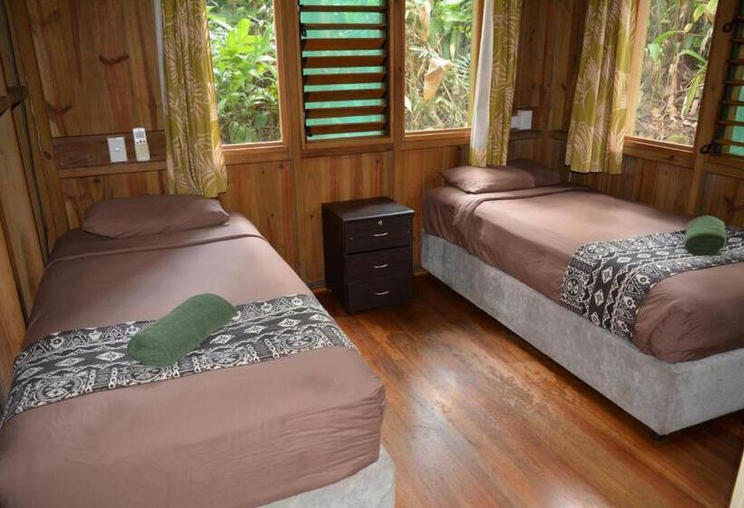 2 Bedroom Apartment with Views, Rainforest Eco Lodge