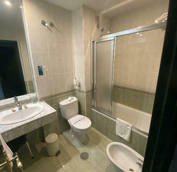 Номер Стандарт Индивидуальный, Escuela Madrid