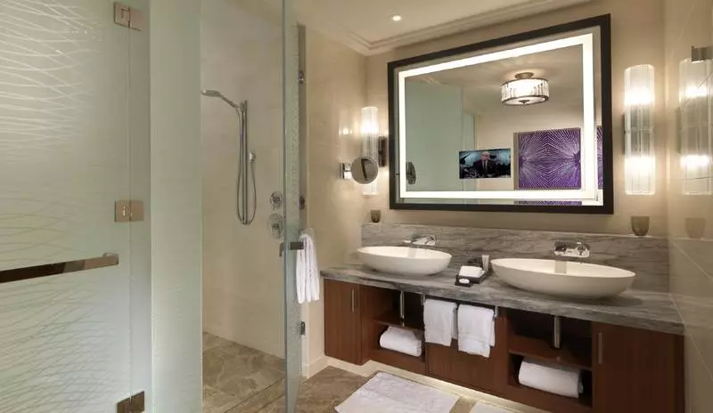 デラックスルーム, Four Seasons Hotel Abu Dhabi At Al Maryah Island