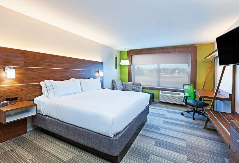 Номер Стандарт, Holiday Inn Express & Suites Tulsa West   Sand Springs, An Ihg