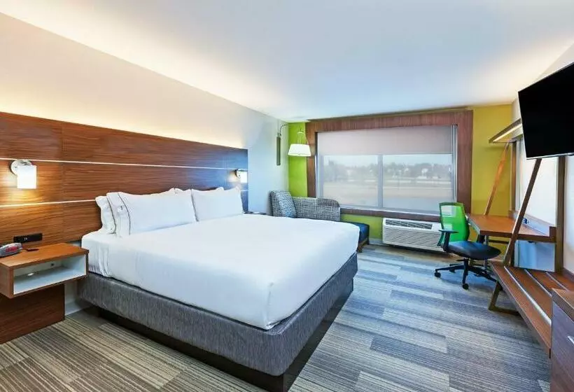 身障者適用キングサイズベッドルーム, Holiday Inn Express & Suites Tulsa West   Sand Springs, An Ihg