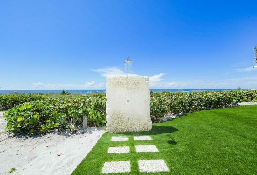 Suite, Casey Key Resorts  Beachfront