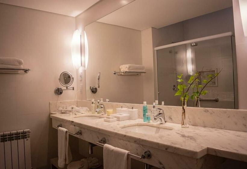 Люкс, Kurotel Centro Contemporâneo De Saúde E Bem Estar