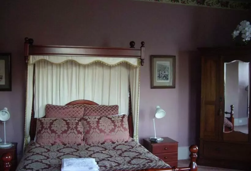 バスタブ付きデラックスルーム, Lucinda B&b
