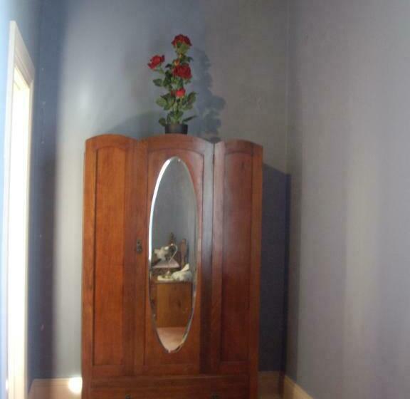 غرفة قياسية, Lucinda B&b