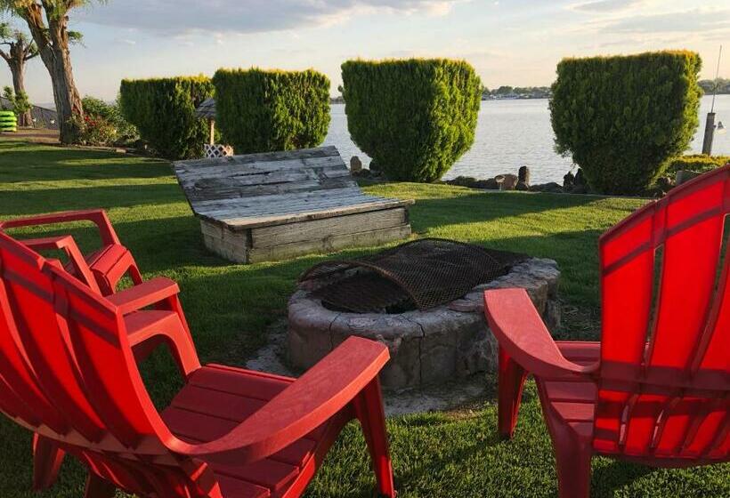 Номер Стандарт Вид на Озеро, Lakeshore Inn Waterfront