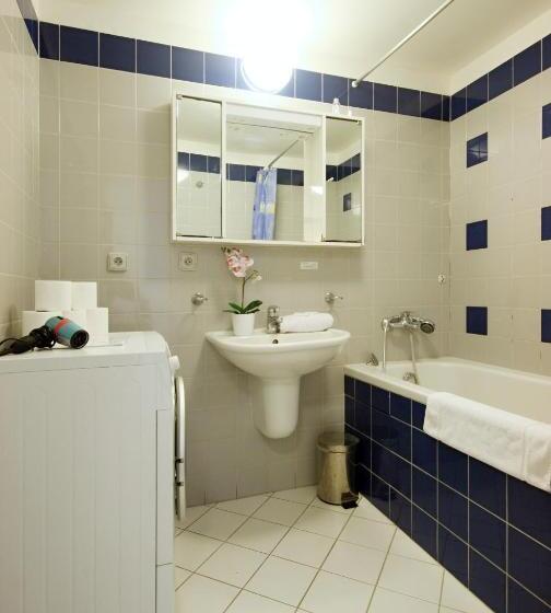 2 Bedroom Apartment, Old Town Apartments