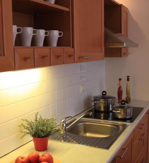 3 Bedroom Apartment, Old Town Apartments