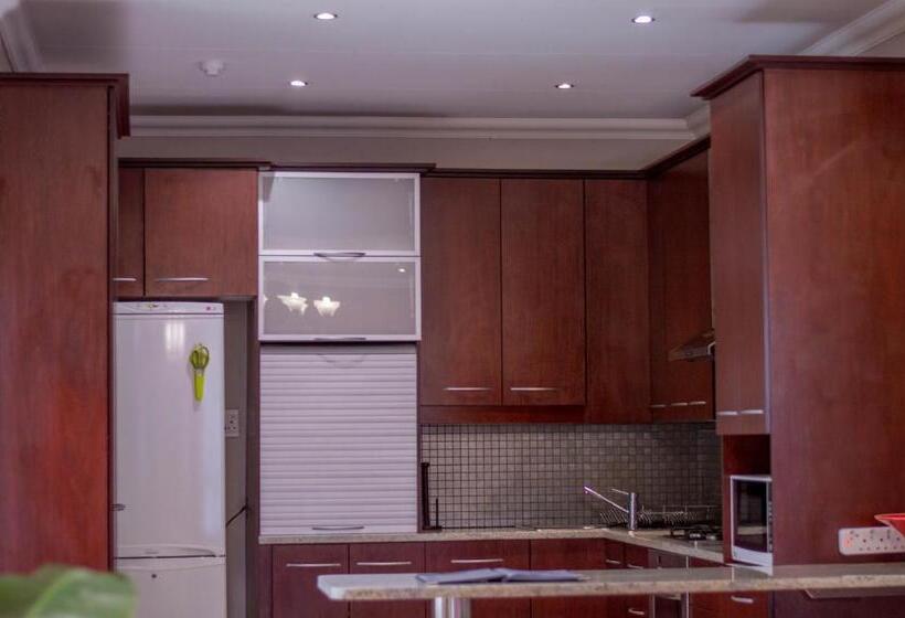 דירת שני חדרים, 314 On Clark Guest House