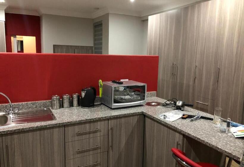 דירת חדר דלוקס, 314 On Clark Guest House