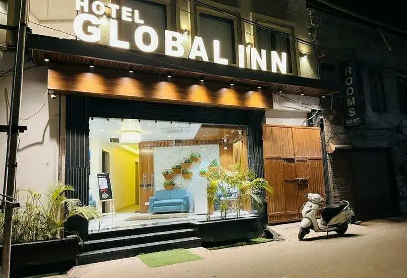 キングサイズベッドのスタンダードルーム, Global Inn