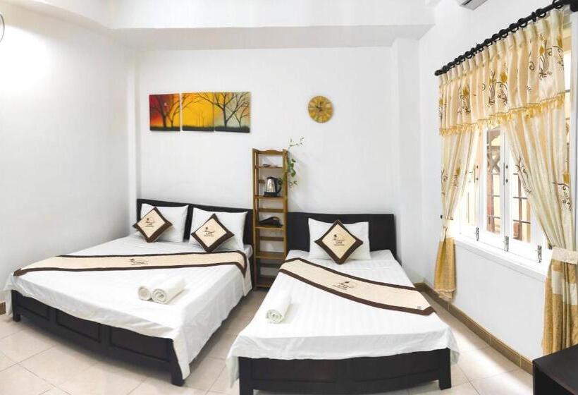 اتاق استاندارد سه نفره, Lisa Homestay