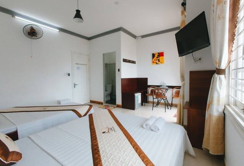 اتاق خانوادگی, Lisa Homestay