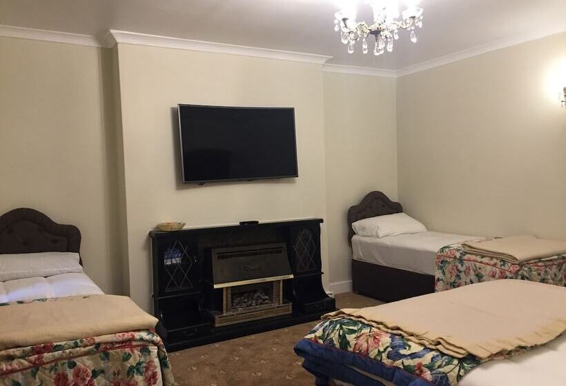 Family Suite, Albany